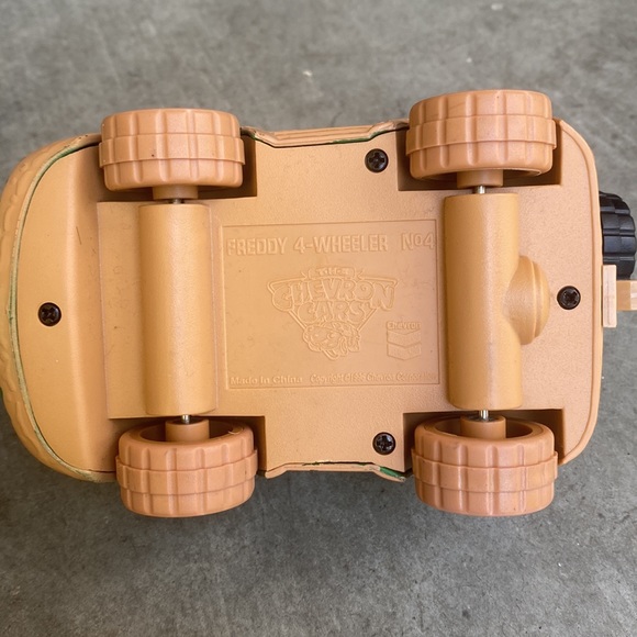 Chevron Cars - Picture 4 of 6